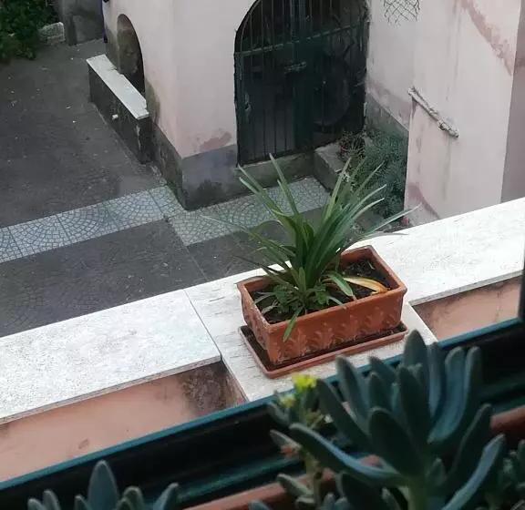 ペンション La Casa Di Astrea