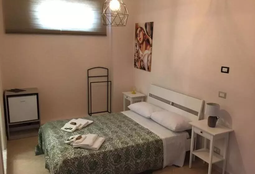 تختخواب و صبحانه Le Camere Di Rosanna