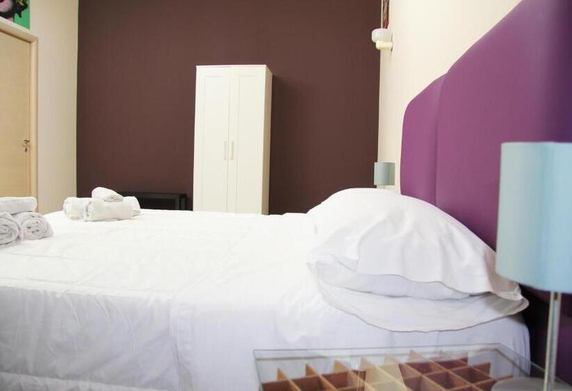 تختخواب و صبحانه Urban Pop Hostel & Bnb