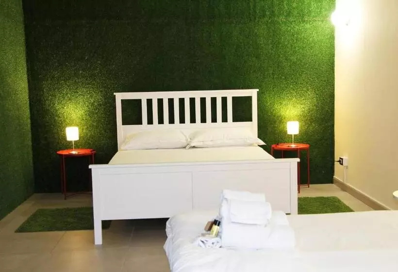 تختخواب و صبحانه Urban Pop Hostel & Bnb