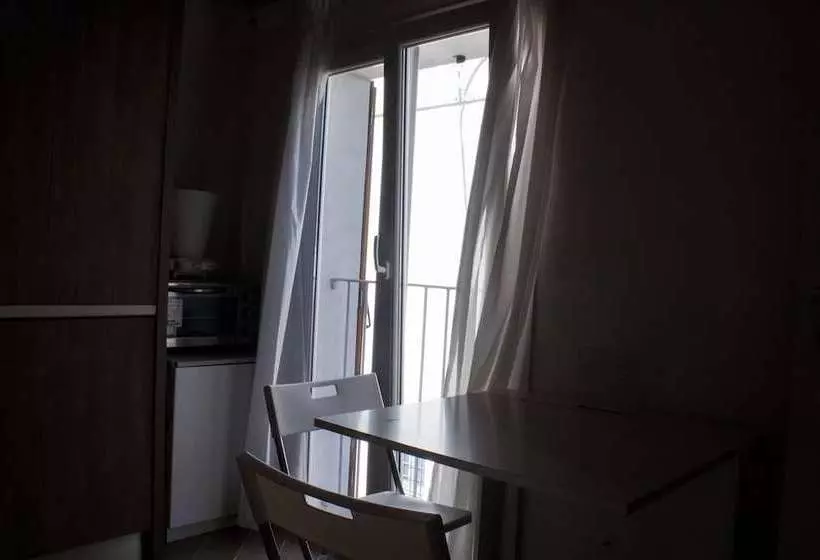 Eden Lilli   B & B Cartoceto