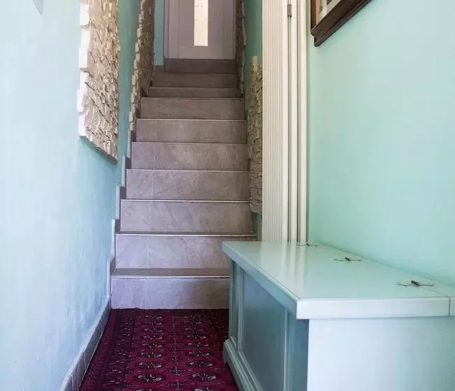 Eden Lilli   B & B Cartoceto