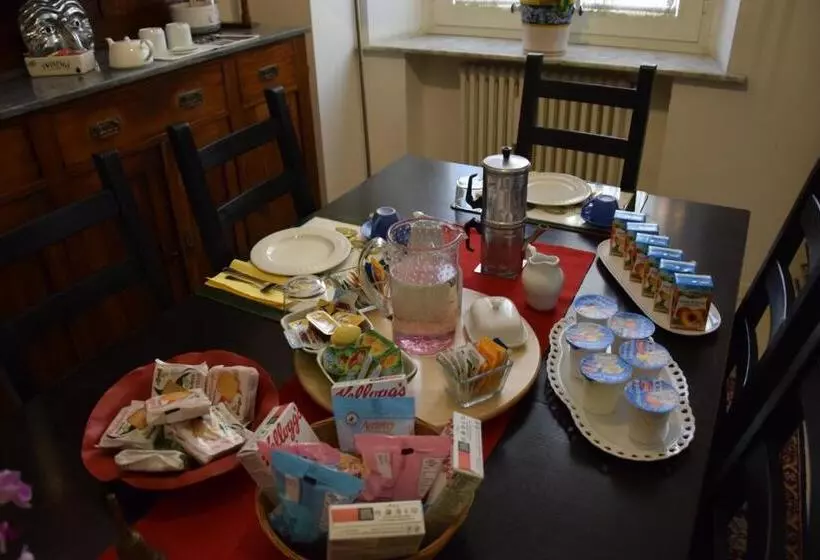 پانسیون Residenza Santa Lù B&b
