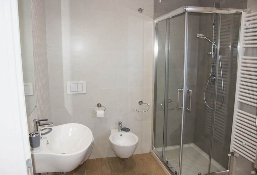 تختخواب و صبحانه Croce Nivera