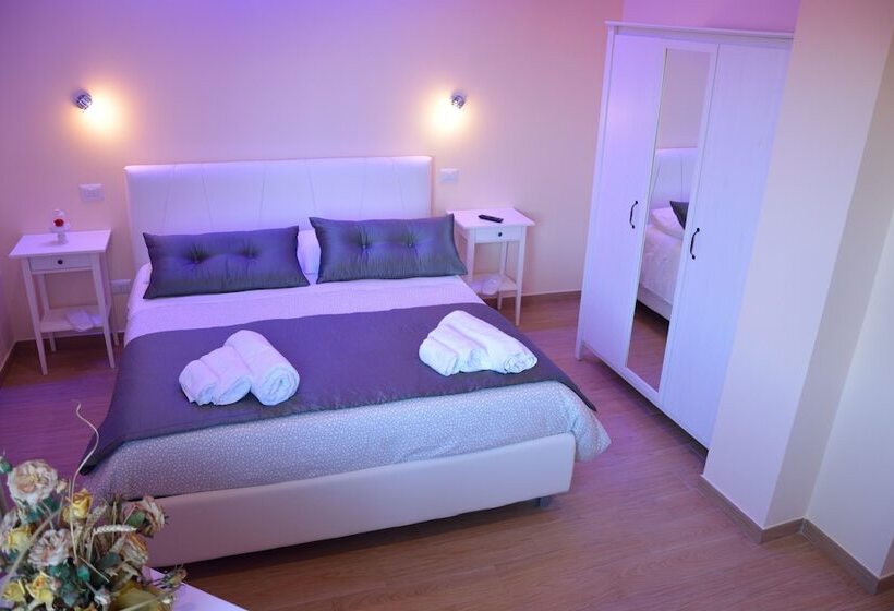 تختخواب و صبحانه Croce Nivera