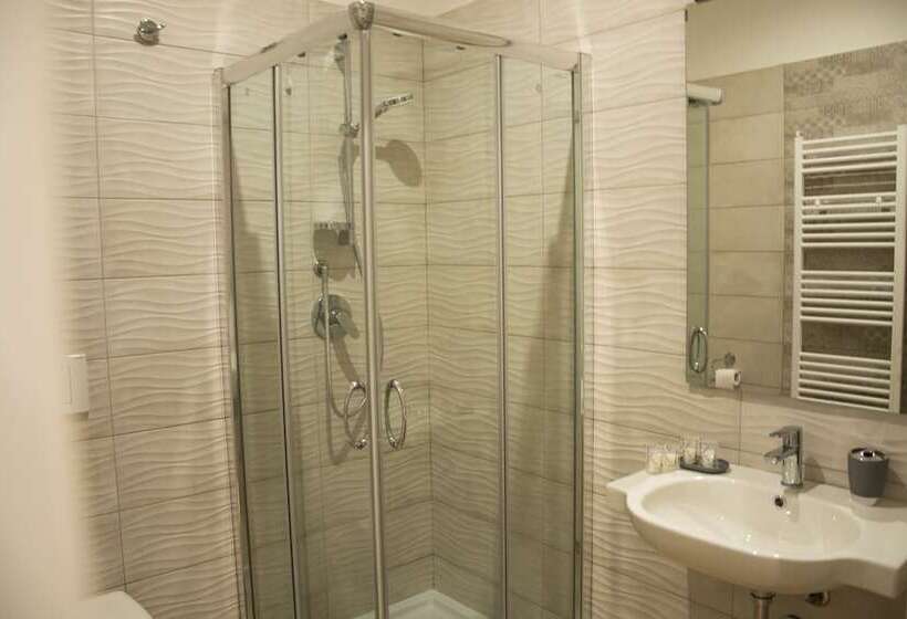 تختخواب و صبحانه Croce Nivera