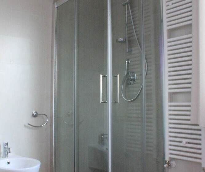 تختخواب و صبحانه Croce Nivera