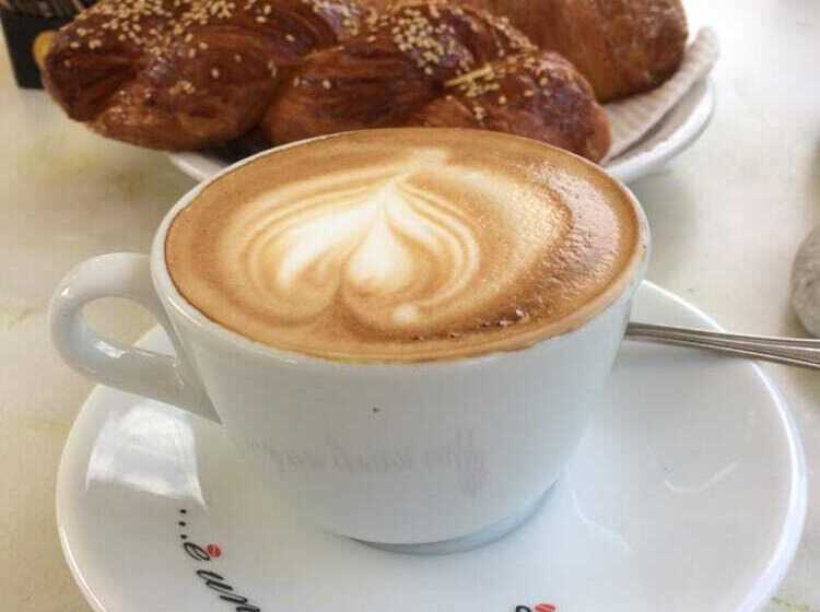 تختخواب و صبحانه Croce Nivera