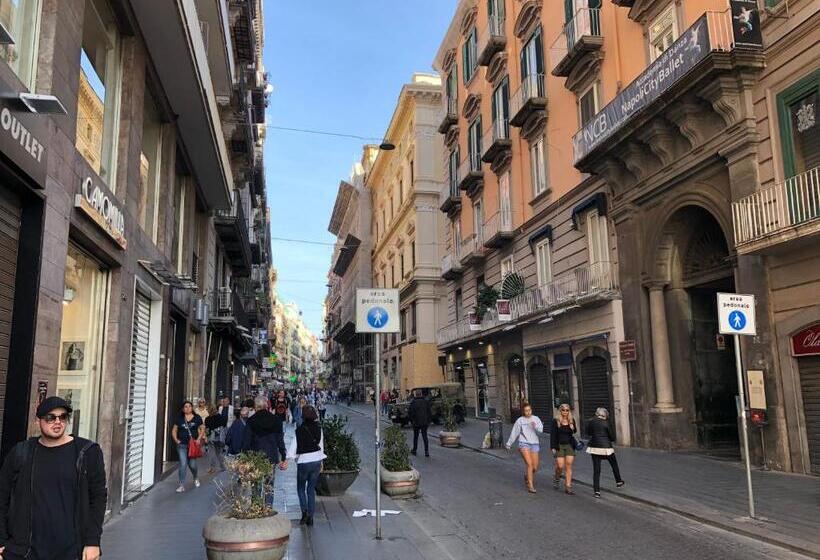 تختخواب و صبحانه Palazzo Majorana