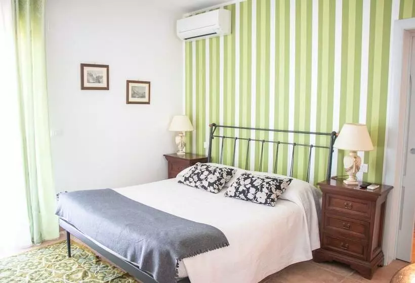 Aamiaismajoitus (B&B) Villa Paola