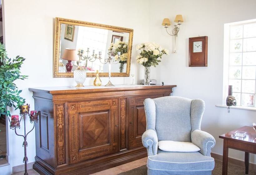 تختخواب و صبحانه Villa Paola