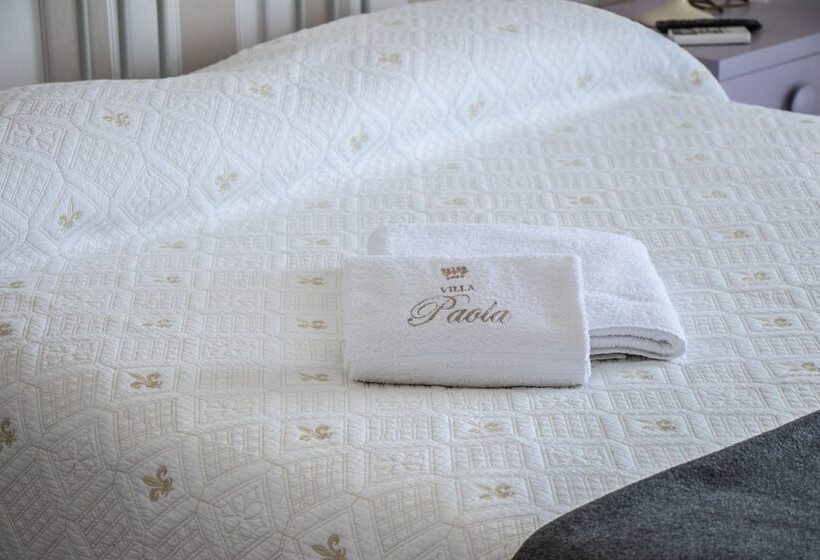 تختخواب و صبحانه Villa Paola