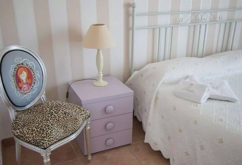 Aamiaismajoitus (B&B) Villa Paola