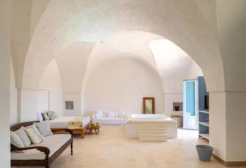 هتل Masseria Malvindi