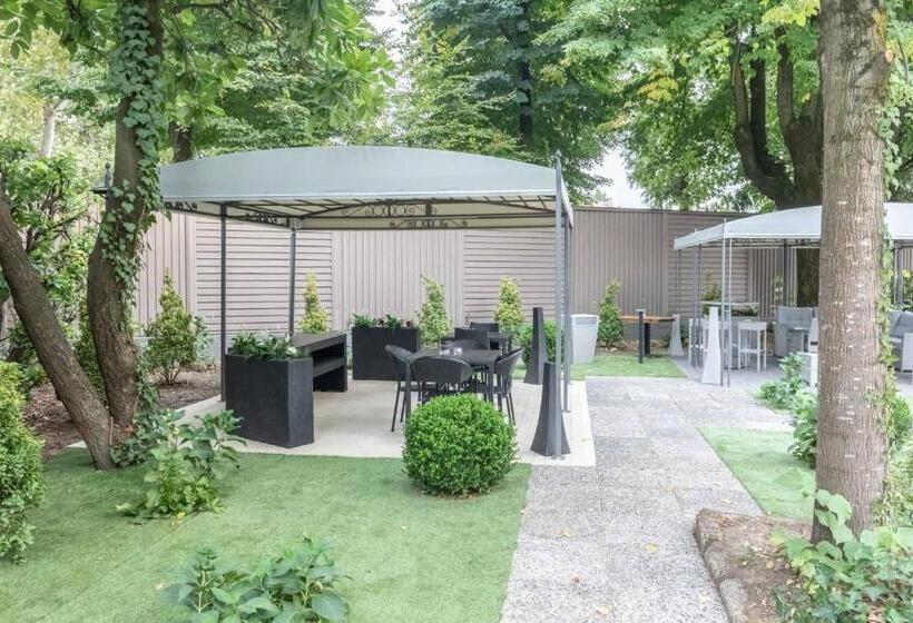 فندق Villa Petra