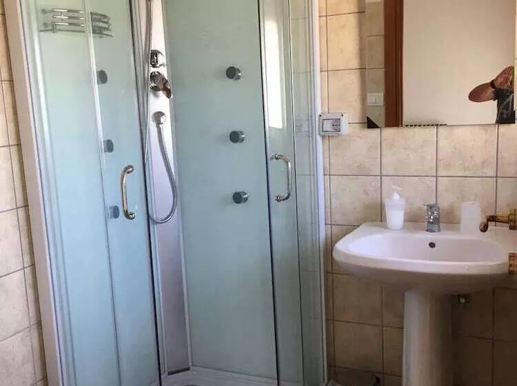 پانسیون Le Villette