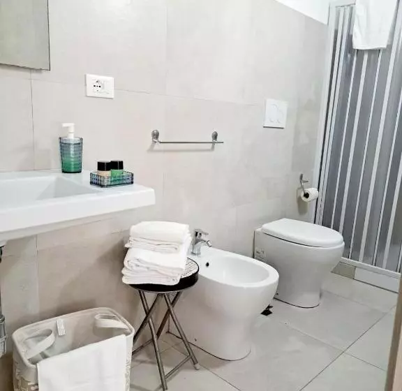 پانسیون Scuto Home