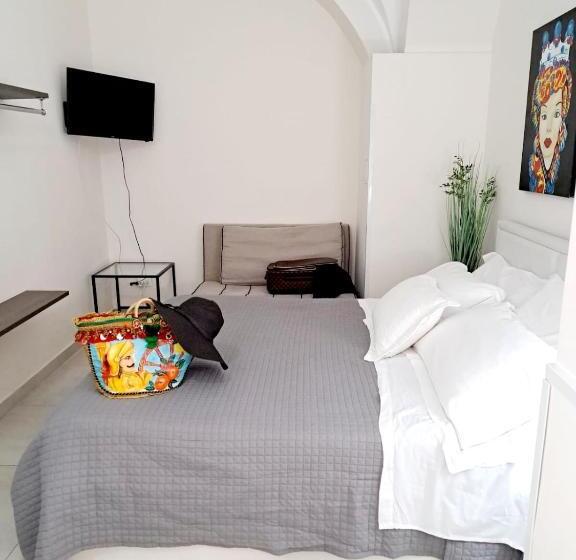 پانسیون Scuto Home