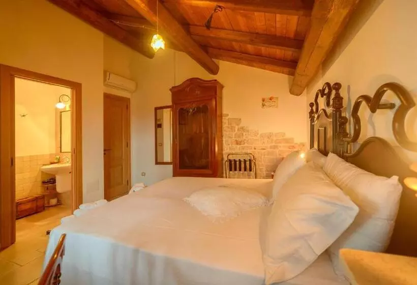 ベッドアンドブレックファースト La Maison   Tenuta Colavecchio