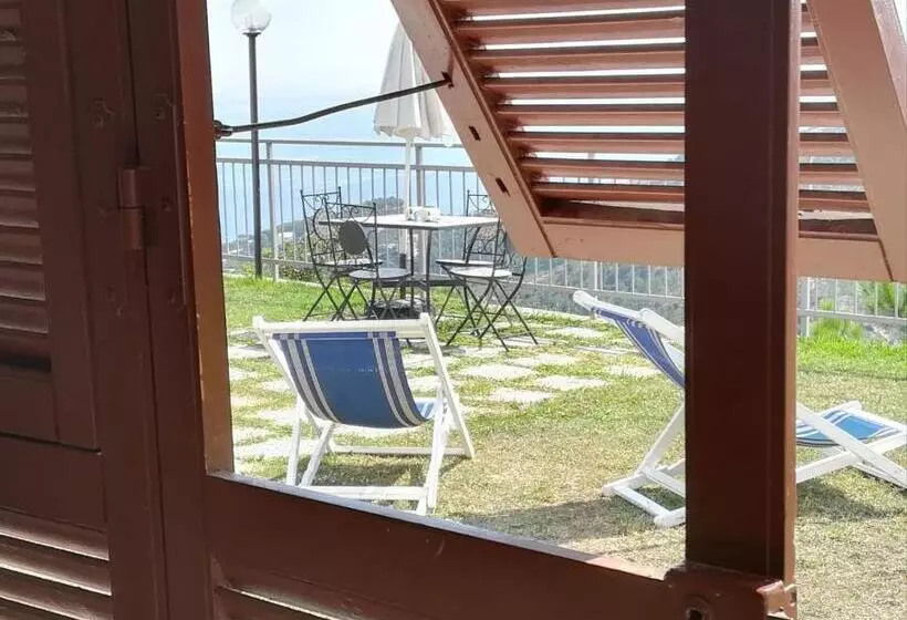 تختخواب و صبحانه Antemare