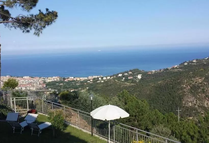 تختخواب و صبحانه Antemare