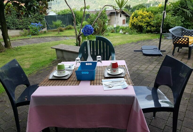 تختخواب و صبحانه Luci Dal Lago