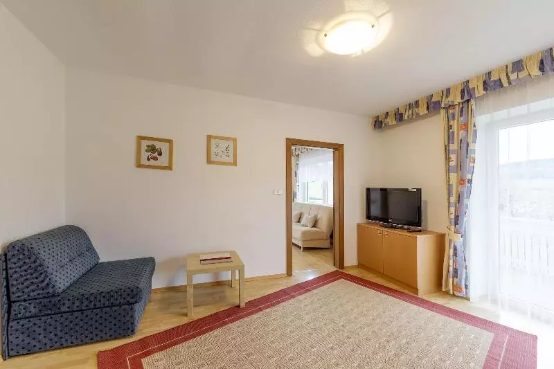 هتل Appartments Schönblick