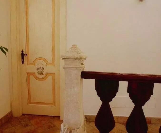 ホテル Archi Del Sole & San Rocco