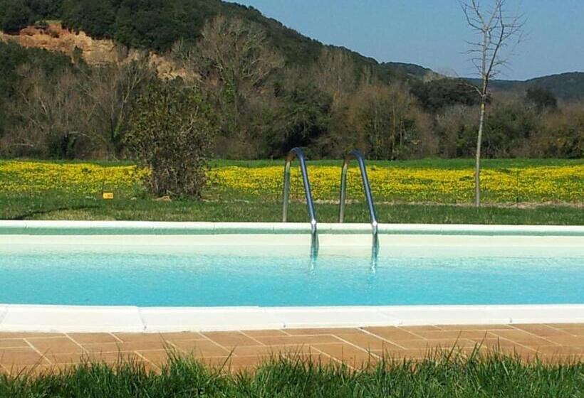 هتل روستایی Agriturismo Sant Anna Quarter Horse