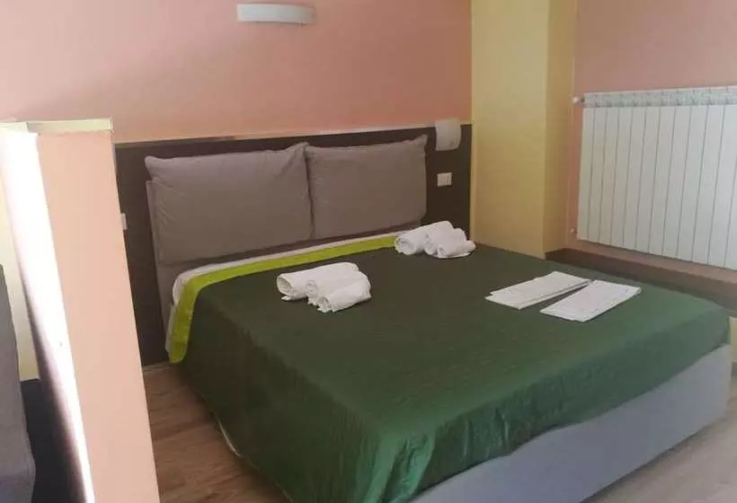 田舎風ホテル Home For Creativity Coliving Calabria
