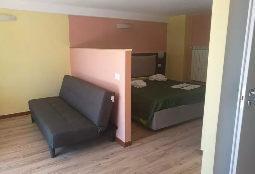 田舎風ホテル Home For Creativity Coliving Calabria