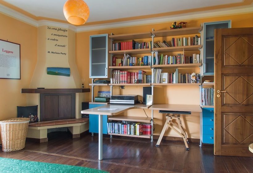 فندق ريفى Home For Creativity   Coliving Calabria