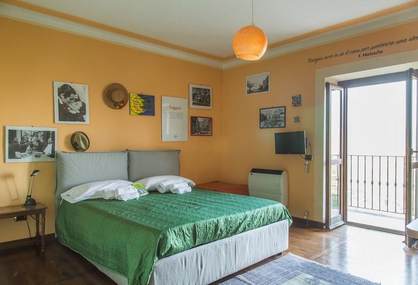 فندق ريفى Home For Creativity   Coliving Calabria
