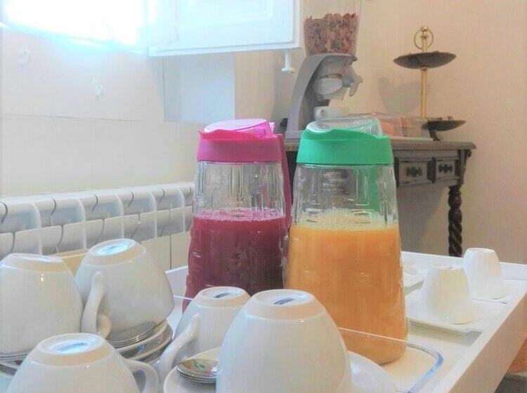 تختخواب و صبحانه Deja Vu