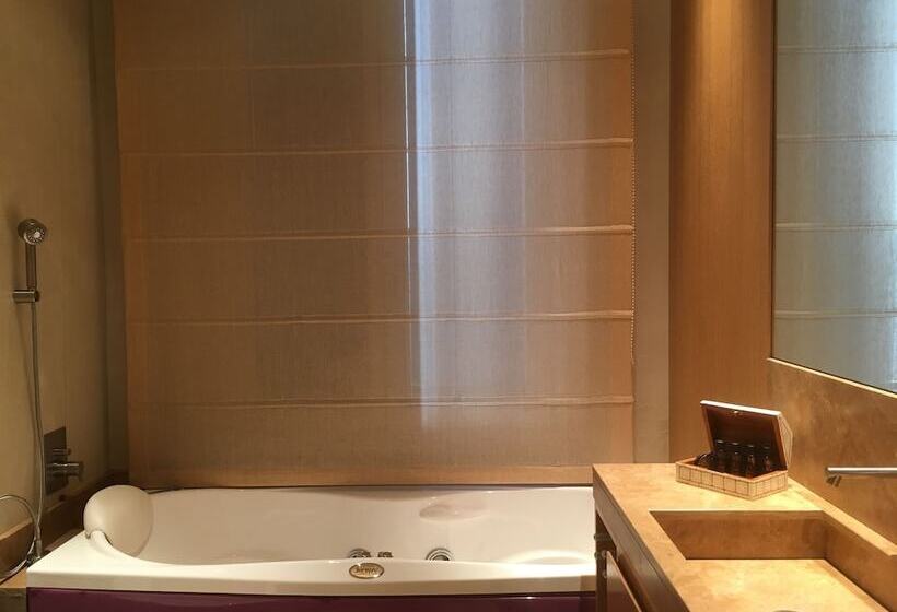 Bed and Breakfast Domus Aurea