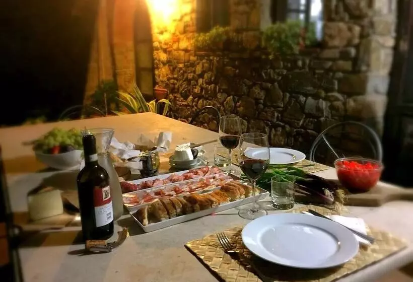 田舎風ホテル Agriturismo La Colombaia