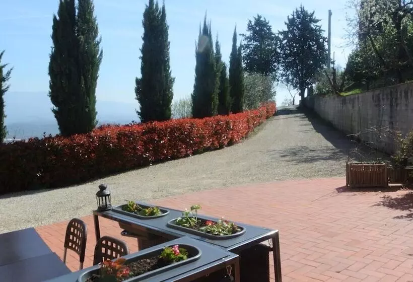 Maaseutuhotelli B&b Amoliv