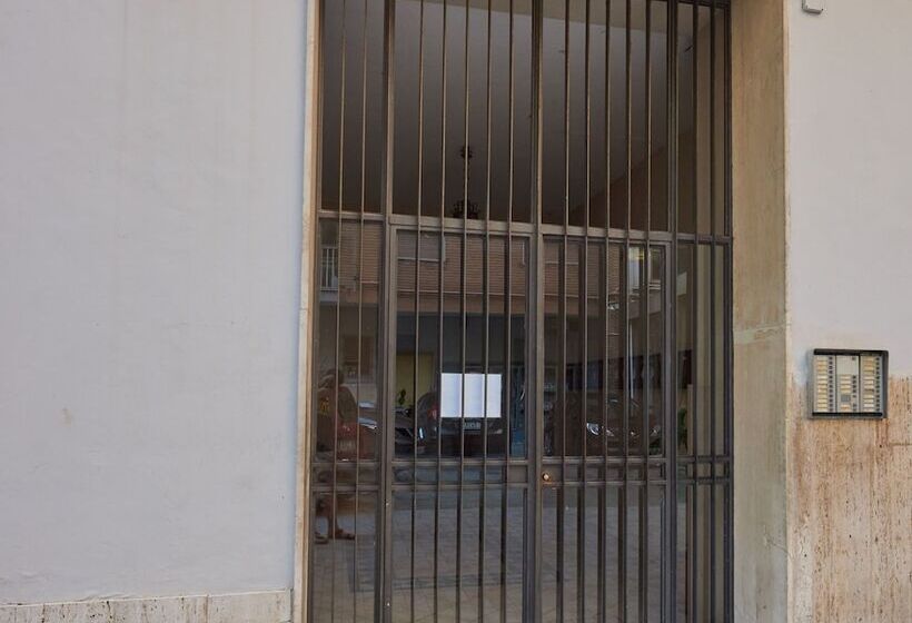 تختخواب و صبحانه Il Chiattillo