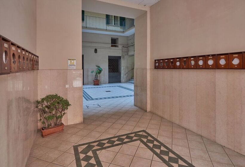 تختخواب و صبحانه Il Chiattillo