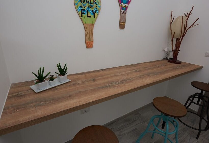 تختخواب و صبحانه Il Chiattillo