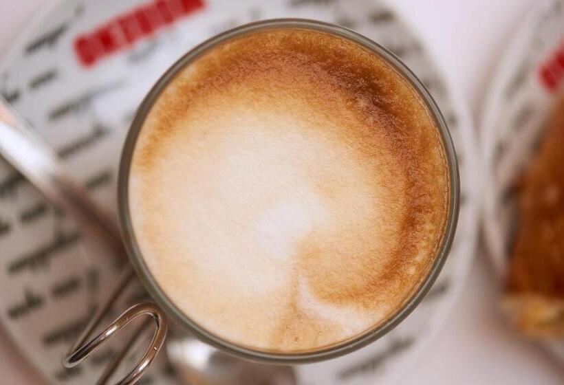 تختخواب و صبحانه Il Chiattillo