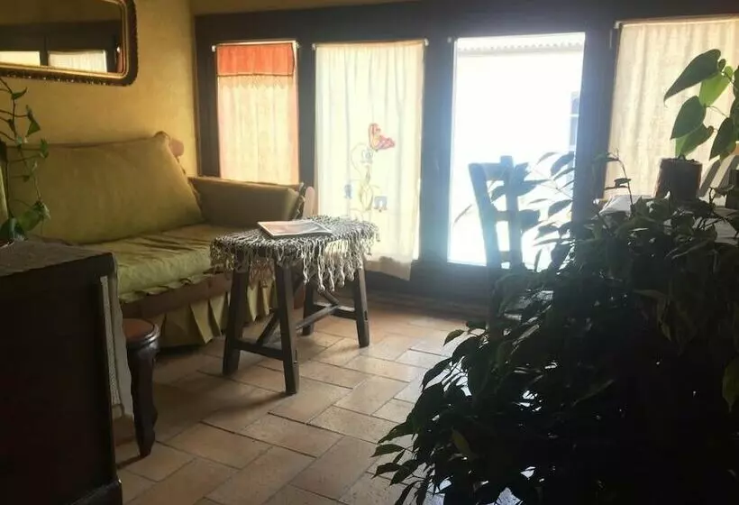 Aamiaismajoitus (B&B) Il Comignolo Di Sofia