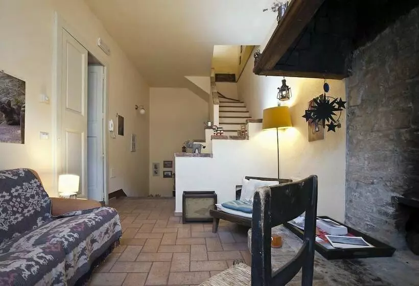 Aamiaismajoitus (B&B) Il Comignolo Di Sofia