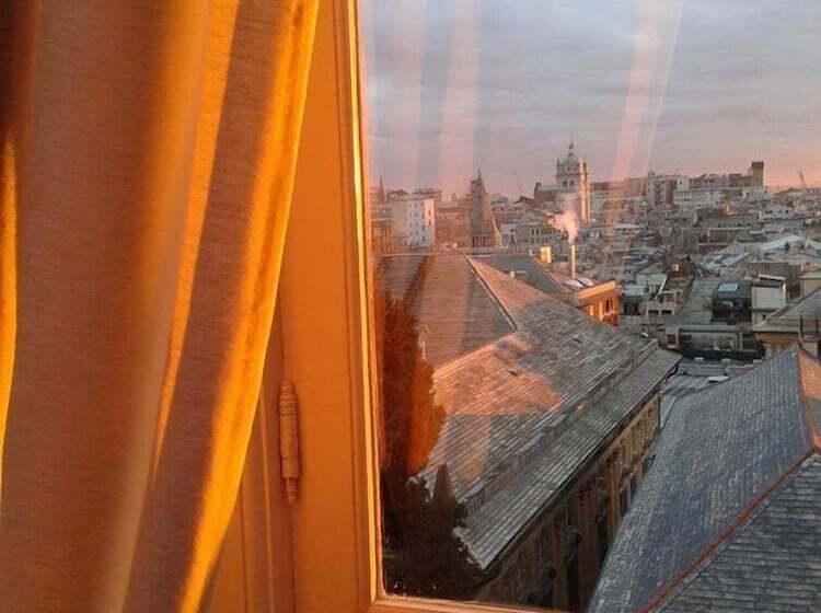 تختخواب و صبحانه Valery Guest House