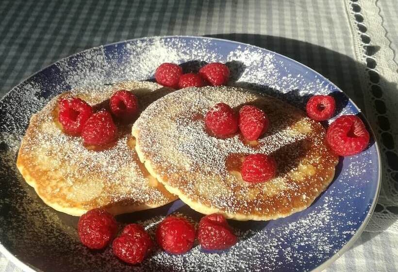 تختخواب و صبحانه Valery Guest House