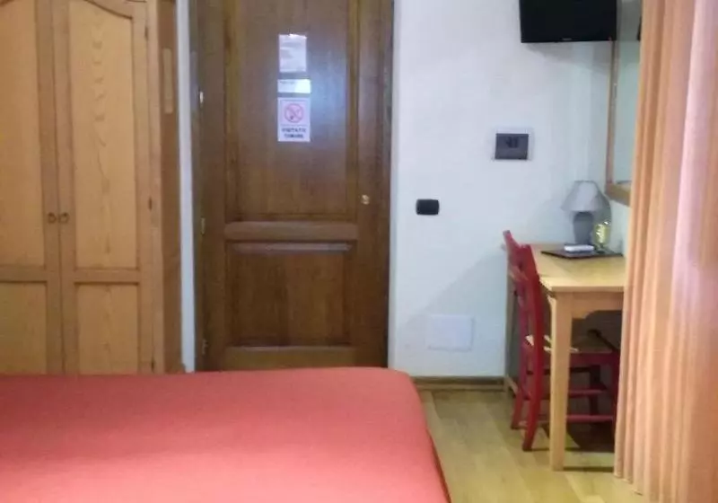 Hostelli Albergo Arinde