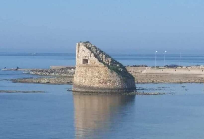 Отель Antica Masseria Ficazzana Tenuta