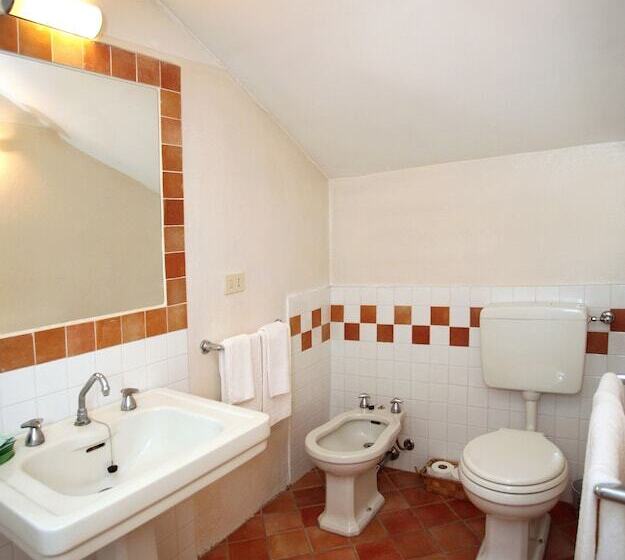 فندق ريفى Tenuta Guazzaura