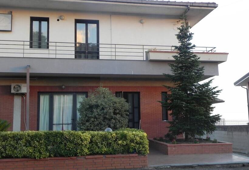 بنسيون Gea Etna Apartment&rooms