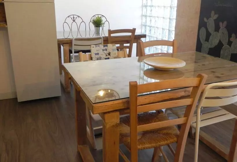 ペンション Gea Etna Apartment&rooms